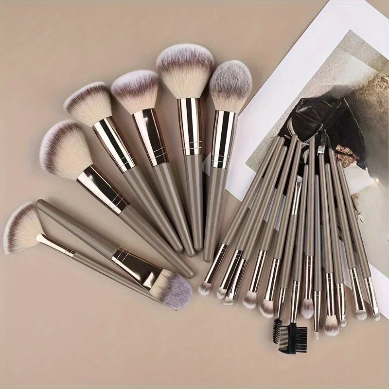 10–15 Pcs Professional Makeup Brush Set | Foundation, Eyeshadow, Eyebrow & Eyelash Brushes | Holiday Gift Set